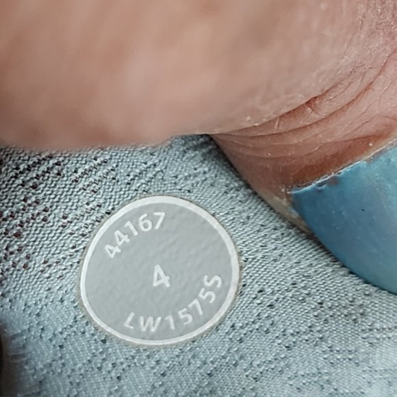 Lululemon Purple No Limits Tank w/ Mint Luon Built In Bra - Picture 4 of 4